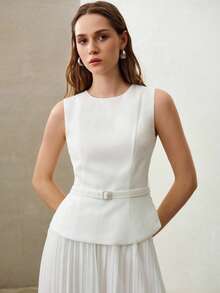 MOTF PREMIUM 女士无袖上衣和百褶裙套装（2件套），适合办公室穿着 - 白色 - 查看 4