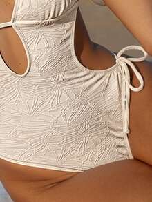 Swim Mod Maiô bege elegante e sensual com laterais vazadas e amarração. - Bege - Ver 3
