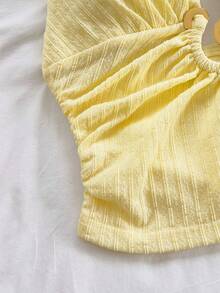 Soleia 新款纹理针织露背吊带上衣，饰有金属装饰，适合派对、约会、情人节、复活节、狂欢节、下午茶、海滩度假、邮轮旅行、城市度假、波西米亚风、浪漫花卉风格等场合。 - 淡黃色 - 查看 3