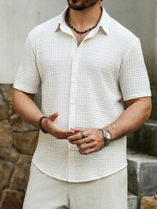Manfinity RSRT 男士休闲纯色纹理短袖衬衫，前开襟纽扣，夏季款 - 米色 - 查看 5