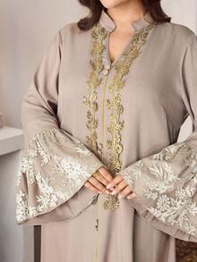 Al Najma Abito da donna elegante taglie forti con patchwork ricamato e paillettes, con dettagli in pizzo, in stile arabo - Grigio Chiaro - Visualizzare 7