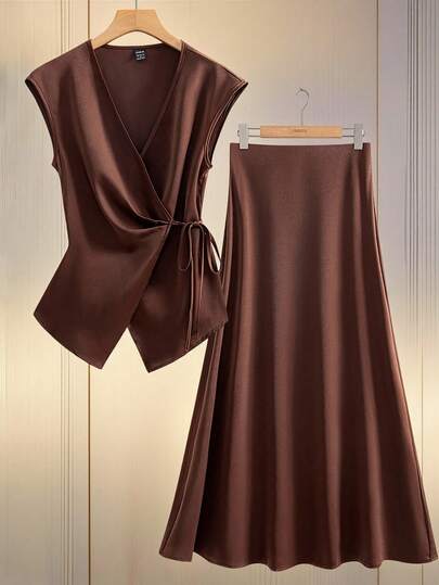 GlowEve Conjunto de 2 piezas de top sin mangas y falda de satén elegante con lazo para mujer