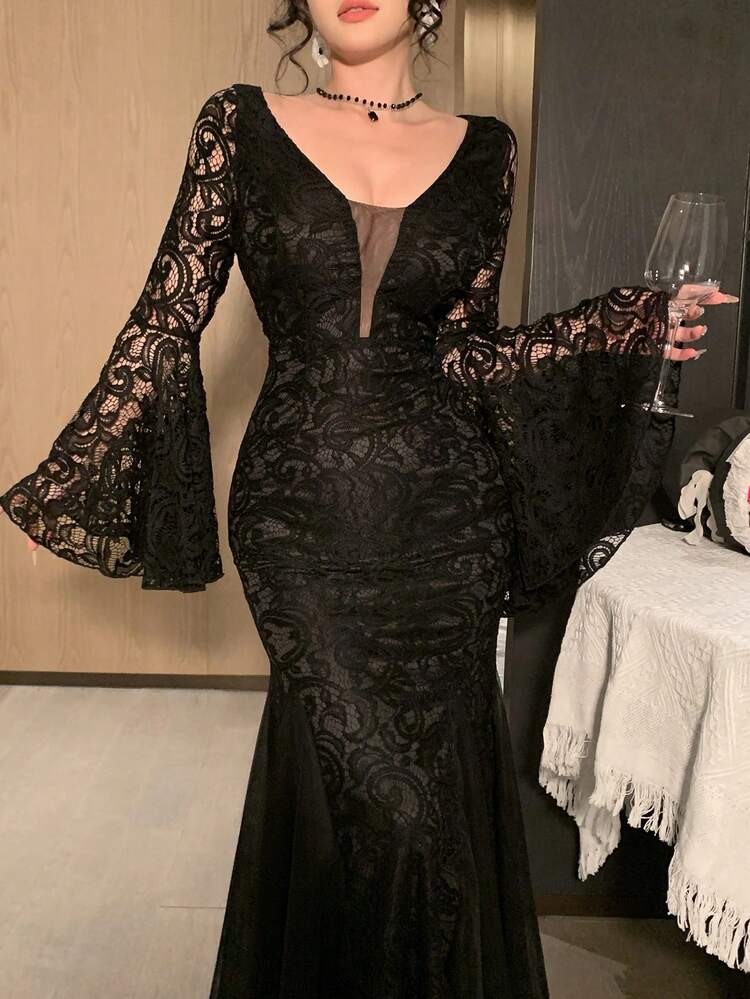 Elegant Black Lace Midi Dress With Beaded Design, Fitted Waist, Suitable For Casual, Vacation, Wedding, Party In Spring And Summer Sundress