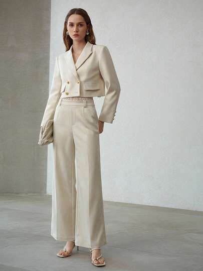 MOTF PREMIUM BLAZER CORTO CON CUELLO PICO, OTOÑO/INVIERNO