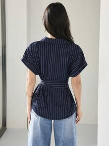 Heiryn 女士条纹蝙蝠袖单排扣系腰休闲/工作衬衫 - 藍色 - 查看 4