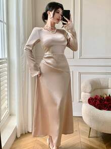 DAZY Women's Elegant Solid Color Backless Pearl Chain Long Dress, Spring/Summer