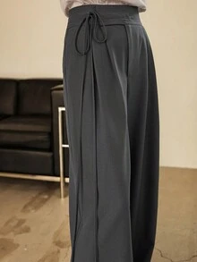 Dazy-Less Women's Elegant Design Pocket Straight Leg Casual Shorts, Business Casual Office Commuter Wear, Spring/Summer - Grey - View 6