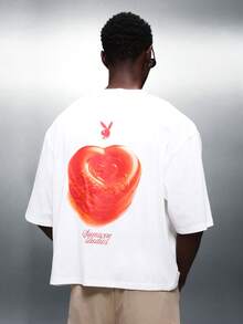 PLAYBOY X SUMWON Áo thun cotton tay ngắn cổ tròn in hình trái tim cỡ lớn, có logo thương hiệu ở mặt sau. - trắng - Xem 5