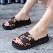 Chanclas de plástico para mujer para primavera/verano, para el dormitorio y la oficina, calzado informal para niñas, sandalias de playa cómodas con suela gruesa. - Negro - Ver 2