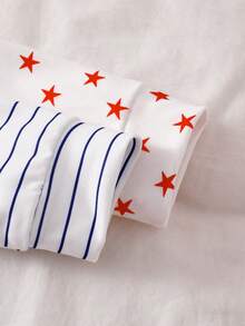 2pcs Newborn Simple Striped Heart & Letter Print Long Sleeve Footed Romper Pajama Set - Multicolor - View 3