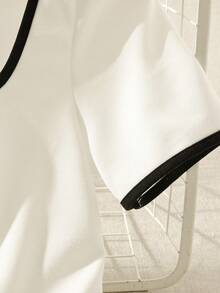 SHEIN Franclia 女士优雅撞色方领短袖喇叭腰T恤，适合日常穿着，春夏款 - 白色 - 查看 5