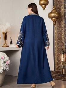 Al Najma 刺绣高档优雅拼接缎带长袖立领宽松长袍，传统保守时尚土耳其/阿拉伯风格女式长袍 - 藍色 - 查看 2