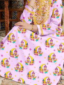 SHEIN Áo Abaya cầu nguyện Ahlam màu tím nhạt, Áo Jalabiya hoa cho trẻ em, Họa tiết sao và trăng hoạt hình dễ thương, Họa tiết nơ, Váy maxi dài tay cổ chữ V rộng rãi thoải mái cho bé gái tuổi teen, Thích hợp cho mùa xuân/hè, Váy maxi dài tay thanh lịch, Áo Abaya cầu nguyện cho trẻ em, Thoải mái dễ chịu, Trang phục thường ngày, Áo Kaftan kín đáo, Áo Jalabiya cho trẻ em, Phong cách mới - Nhiều màu - Xem 5