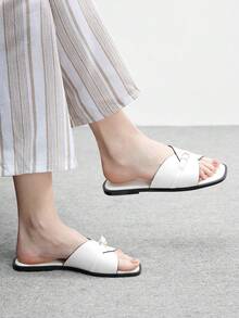 CUCCOO BIZCHIC 女士白色搭扣日常百搭时尚假日沙滩平底凉拖鞋 - 白色 - 查看 5