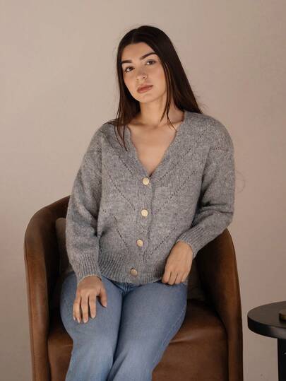 Andrea Bello Women's Solid Color Arched V-Neck Long Sleeve Single-Breasted Knitted Cardigan In Fall/Winter