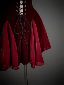 SHEIN ICON Y2k 女士酒红色派对哥特性感网纱拼接交叉绑带迷你吊带连衣裙，适合度假、生日、婚礼、情人节等场合，夏季约会之夜 - 酒紅色 - 查看 4