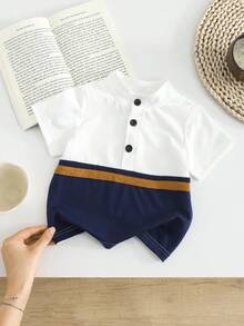 SHEIN Playful Pals Áo polo tay ngắn dệt kim thoải mái cho bé 0-3 tuổi, kiểu dáng thể thao thời trang, phối màu nổi bật, dáng rộng, lý tưởng cho mùa xuân/hè, kỳ nghỉ, đi biển, dạo chơi thường ngày. - Nhiều màu - Xem 9