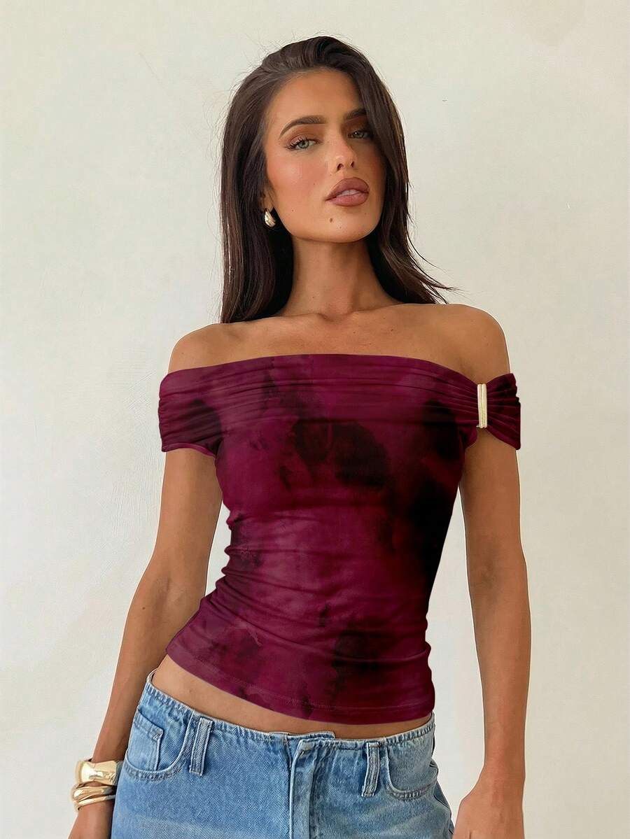 Aloruh 优雅酒红色纹理扎染印花不规则肩部针织T恤，返校上衣，酒红色衬衫 - 白色 - 查看 1