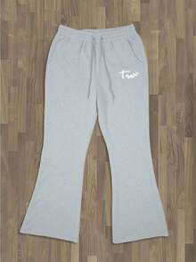 Manfinity Dauomo Men's Casual Y2K English Letter Graphic Streetwear Flared Sweatpants, & Unique, Spring/Summer - Light Grey - View 3