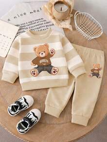 SHEIN Playful Pals Bộ 2 món đồ mặc thường ngày thời trang cho bé trai, gồm áo nỉ in hình gấu kẻ sọc và quần nỉ cùng màu, thoải mái và đa năng cho mùa thu/xuân. - Nhiều màu - Xem 3