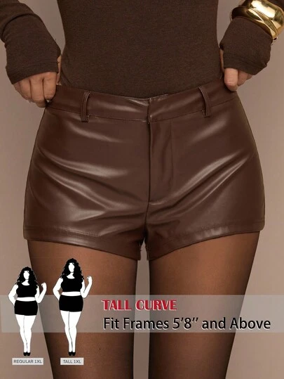 SHEIN Tall CURVE Shorts de piel sintética de moda para mujer de talla grande
