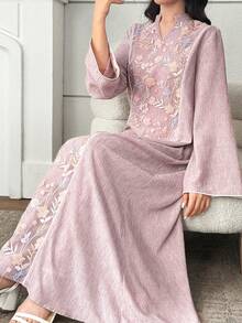 SHEIN 少女连衣裙：提花刺绣，春夏款，度假风，金色蕾丝边，宽松V领撞色长袍，粉色，中东阿拉伯长袍，国庆节长裙 - 藕粉色 - 查看 1