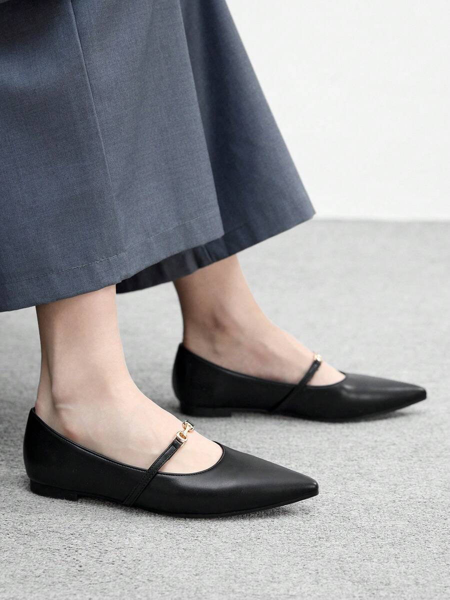 CUCCOO BIZCHIC Chaussures  enrobé noir mat à bout pointu confortables et sans laçage pour femmes, polyvalentes pour le travail et les déplacements - Noir - Voir 1