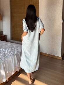 DAZY 蕾絲拼接蝴蝶結裝飾中長版短袖夏季睡裙，女款睡衣連身裙睡袍 - 藍色 - 查看 2