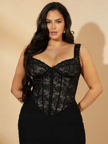 SHEIN BAE Plus Size Women Black Lace Camisole/Crop Top/Tight Tops/Tank Top/Summer Crop Tops/Corset Top/Rave Festival Outfits/Boho/Summer Clothes,Graduation