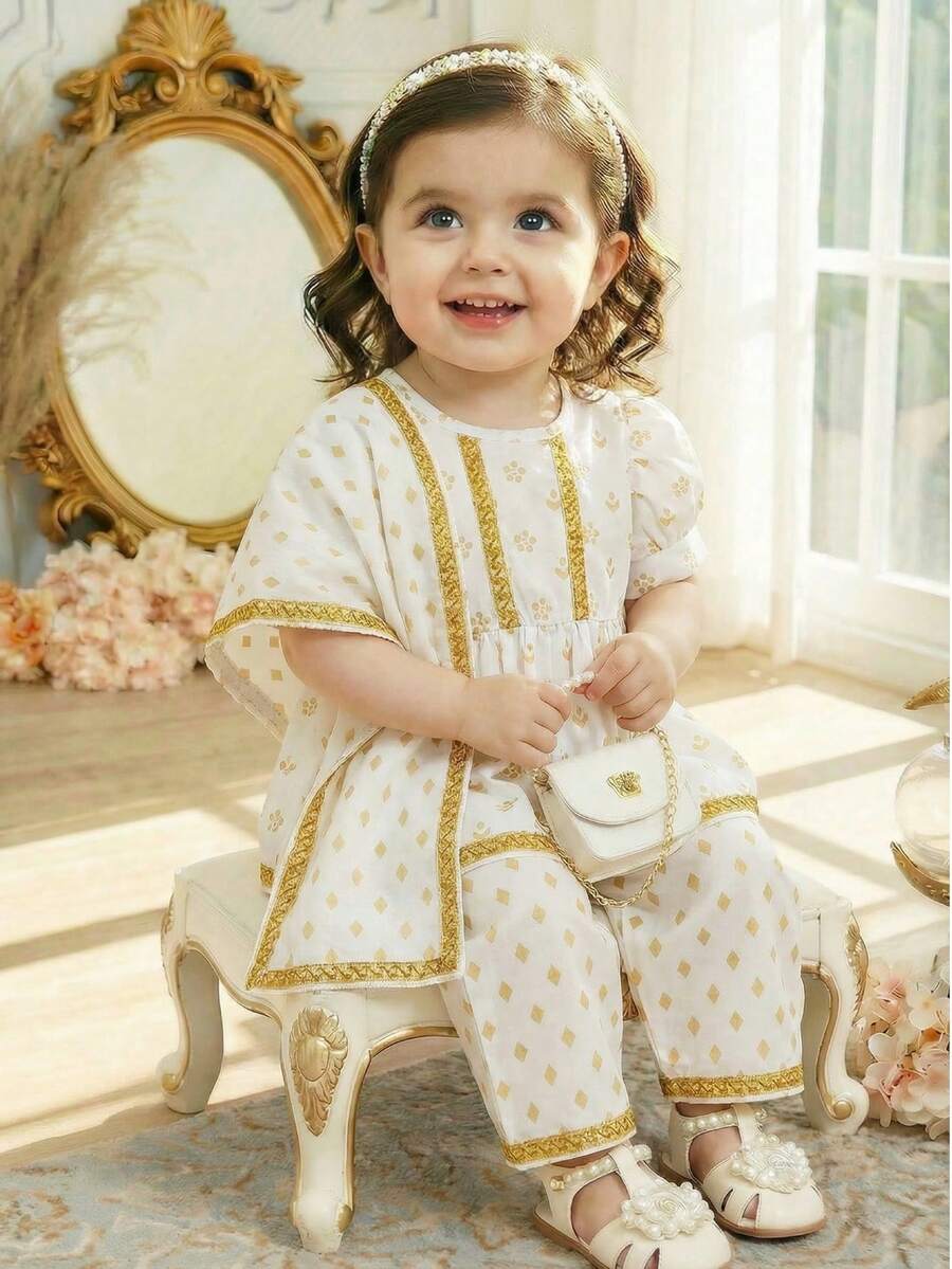 SHEIN Baby Girl Ruffle Hem Printed Round Neck Short Puff Sleeve Shirt And Pants Casual Outfit Baby Arabic Clothing  Baby Girl Party Dress Baby Girl Princess Casual Pant Sets - Apricot - View 1