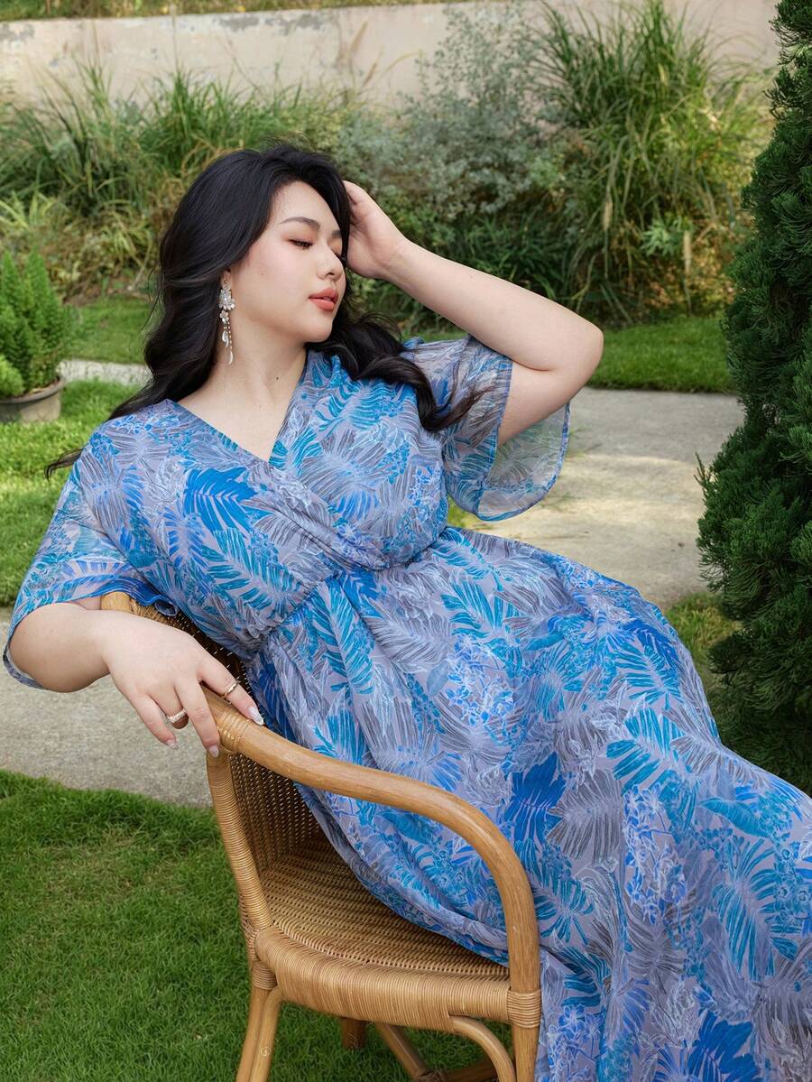 Dazy Plus Đầm maxi hoa lá tay xòe bằng vải chiffon thanh lịch, kiểu dáng thường ngày phù hợp cho phụ nữ cỡ lớn, đầm mùa xuân/hè. - Màu xanh lam - Xem 1