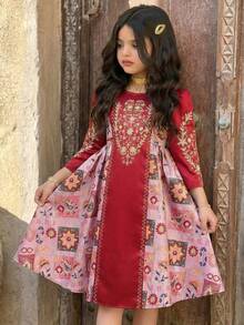 SHEIN Vestido Retrô de Gola Redonda com Manga 3/4, Cor Sólida, Retalhos, Floral Bordô para Meninas Pré-Adolescentes - Vinho - Visão 6
