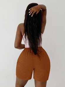 Slaydiva Pantaloncini sportivi casual estivi da donna, con design a pieghe a stuzzicadenti sulla parte anteriore, pantaloni da ciclismo, pantaloni della tuta, colore grigio chiaro - Moka Marrone - Visualizzare 3