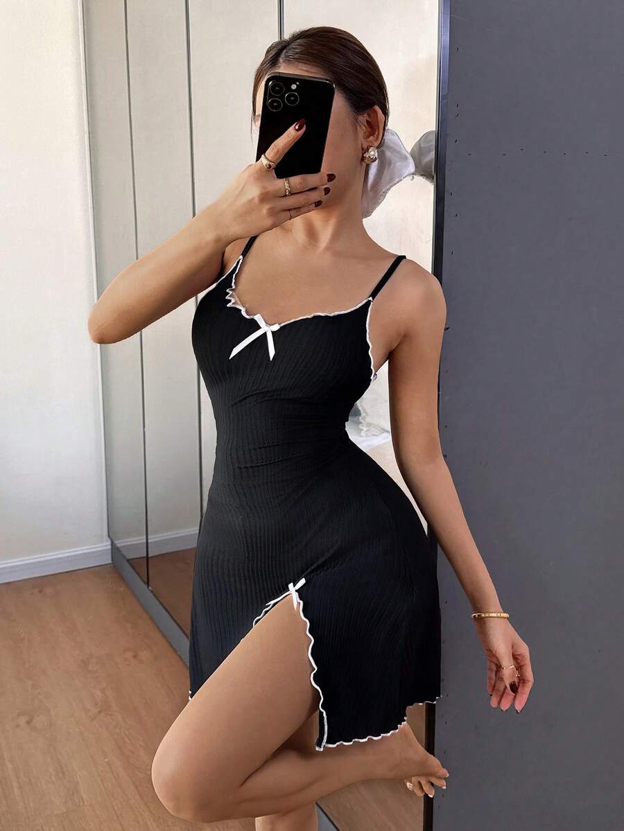 SHEIN Women's Sexy Bowknot Decor Hem Slit Contrast Trim Camisole Nightgown - Black - View 1