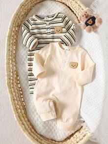 SHEIN Conjunto de 2 piezas de mono de manga larga media abierta con bordado de oso de peluche en color albaricoque y rayas, adecuado para recién nacidos niños en verano
