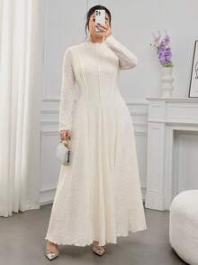 Feyla 大码优雅纯色提花连衣裙，适合派对穿着 - 杏色 - 查看 6