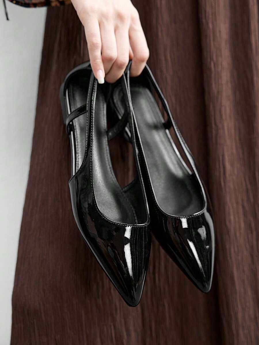 CUCCOO BIZCHIC 休闲百搭通勤尖头平底凉鞋 - 黑色 - 查看 1