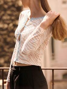 lacRébo 斑马纹长袖上衣，粉色蕾丝边饰，纽扣开襟，秋季女装，秋季穿搭，秋冬女装 - 卡其色 - 查看 5