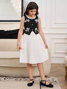 SHEIN 2pcs Tween Girl Colorblock Open Front Vest With Bow Decor And Solid Pleated Skirt Set - Black and White - View 4