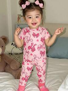 SHEIN 2pcs Baby Girl Casual Cute Bow Knit Short Sleeve T-Shirt And Elastic Waist Pants Set