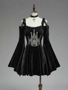 ROMWE Goth 大码哥特城堡十字刺绣方领蕾丝拼接黑色系带露肩喇叭袖A字连衣裙（女款） - 黑色 - 查看 3