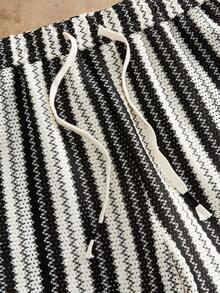 HIMLAND 男士沙滩度假休闲条纹抽绳裤 - 黑與白 - 查看 5