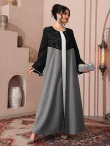 Al Najma 镂空蕾丝拼接阿巴雅开衫，撞色设计，优雅阿拉伯长袍，适合正式场合 - 灰色 - 查看 5