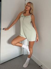 DAZY Áo hai dây và quần short dệt kim Jacquard thoải mái dành cho nữ, bộ đồ ngủ liền thân. - trắng - Xem 6