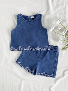 SHEIN Vintaside Kids Bộ đồ denim 2 mảnh cho bé gái, chất liệu denim đặc biệt, họa tiết thêu phong cách đồng quê, thời trang và thanh lịch, phù hợp cho mùa xuân, hè và thu giao mùa. - Màu xanh lam - Xem 4
