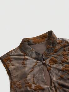 ROMWE Avant Blusa de cuello Mao de ajuste ceñido con estampado de batik floreado retro para mujeres - Café integral - Ver 4