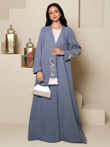 Al Najma 端庄刺绣流苏女士阿拉伯长袍 - 藍色 - 查看 5