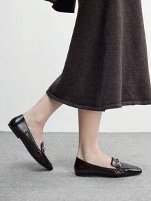 CUCCOO BIZCHIC 女士方头平底黑色金属扣套脚乐福鞋，轻便舒适，适合圣诞节通勤穿着 - 錦上添花咖啡 - 查看 8