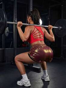 Innovista 女士炫彩红黄金属色编织运动短裤，二合一内置针织紧身裤，轻盈防摩擦，防蹲，适合户外瑜伽、跑步、健身房、通勤、派对、室内骑行、高强度间歇训练 (HIIT)、Peloton、澳网公开赛、2026、新年健身、焕新一月健身动力、情人节必备、活力生活方式服饰 - 金色 - 查看 7