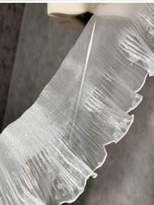 1 chiếc phụ kiện trang trí đa năng, đồ dùng may vá thủ công, vải organza đổi màu óng ánh lấp lánh kiểu nàng tiên cá, với những đường xếp ly thanh lịch, viền ren lớn. Tuyệt vời cho các lễ cưới, tiệc tùng, lễ hội, trang phục sân khấu, thời trang mùa xuân hè, các dự án DIY, sáng tạo thủ công, trang trí quần áo, trang trí nhà cửa. Sản phẩm phổ biến. - trắng - Xem 9